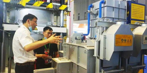 萬(wàn)豐科技攜多款重磅產(chǎn)品亮相，以軟件開發(fā)驅(qū)動(dòng)鑄造智能裝備新篇章